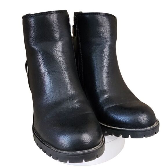 Baretraps- Women’s Hensley Black Vegan Faux Leather Bootie Ankle Boots, 6.5 - Picture 4 of 13